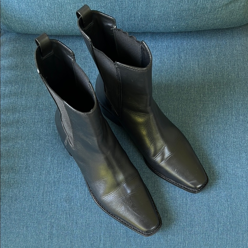 TORY BURCH black leather boots